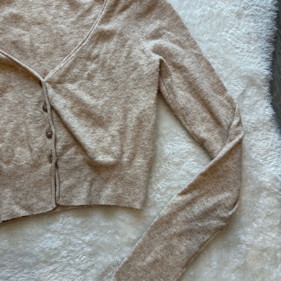 Aritzia Wilfred Santorini Cardigan - Picture 2 of 7